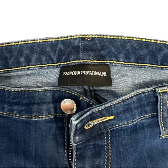Emporio Armani jeans - size 28 - Picture 5 of 7